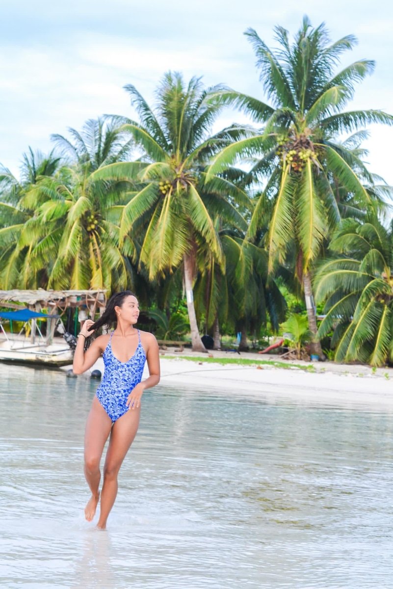 MAILLOT DE BAIN UNE - PIÈCE MOOREA - LAGOON - XSMALL et SMALL - FLYINGCLOUD SWIM - MAILLOTS DE BAIN RÉVERSIBLES AFFINANTS ET CONFORTABLESMAILLOT DE BAIN UNE - PIÈCE MOOREA - LAGOON - XSMALL et SMALLUNE - PIÈCEFLYINGCLOUD SWIM - MAILLOTS DE BAIN RÉVERSIBLES AFFINANTS ET CONFORTABLES