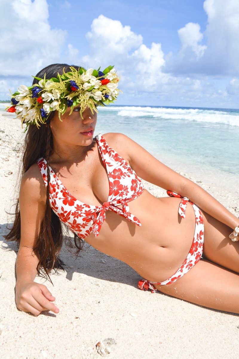 N°H1 - HINANO - ENSEMBLE BIKINI NOUÉ - "MARANIA" - RED/CREAM - FLYINGCLOUD SWIM - MAILLOTS DE BAIN RÉVERSIBLES AFFINANTS ET CONFORTABLESN°H1 - HINANO - ENSEMBLE BIKINI NOUÉ - "MARANIA" - RED/CREAMFLYINGCLOUD SWIM - MAILLOTS DE BAIN RÉVERSIBLES AFFINANTS ET CONFORTABLES